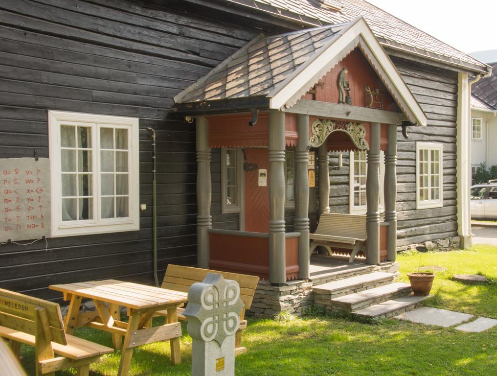 Hotel Dale Gudbrands Gard Sør-Fron Exterior foto