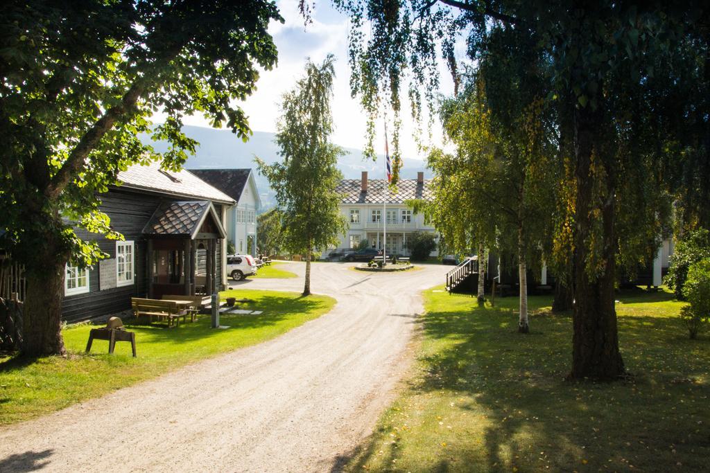 Hotel Dale Gudbrands Gard Sør-Fron Exterior foto